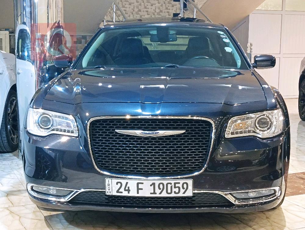 کرایسلەر 300